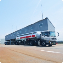 石油基地運営